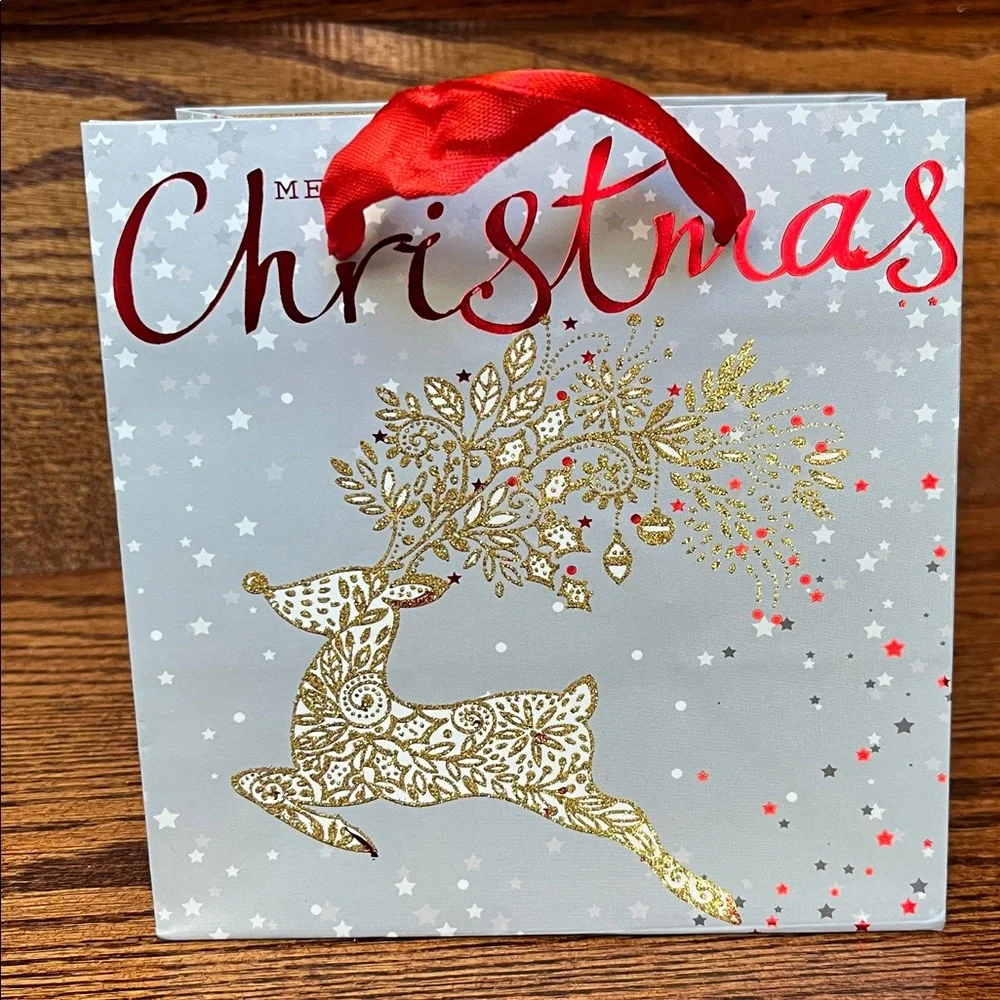 Lot of 3 Holiday Christmas Gift Bags